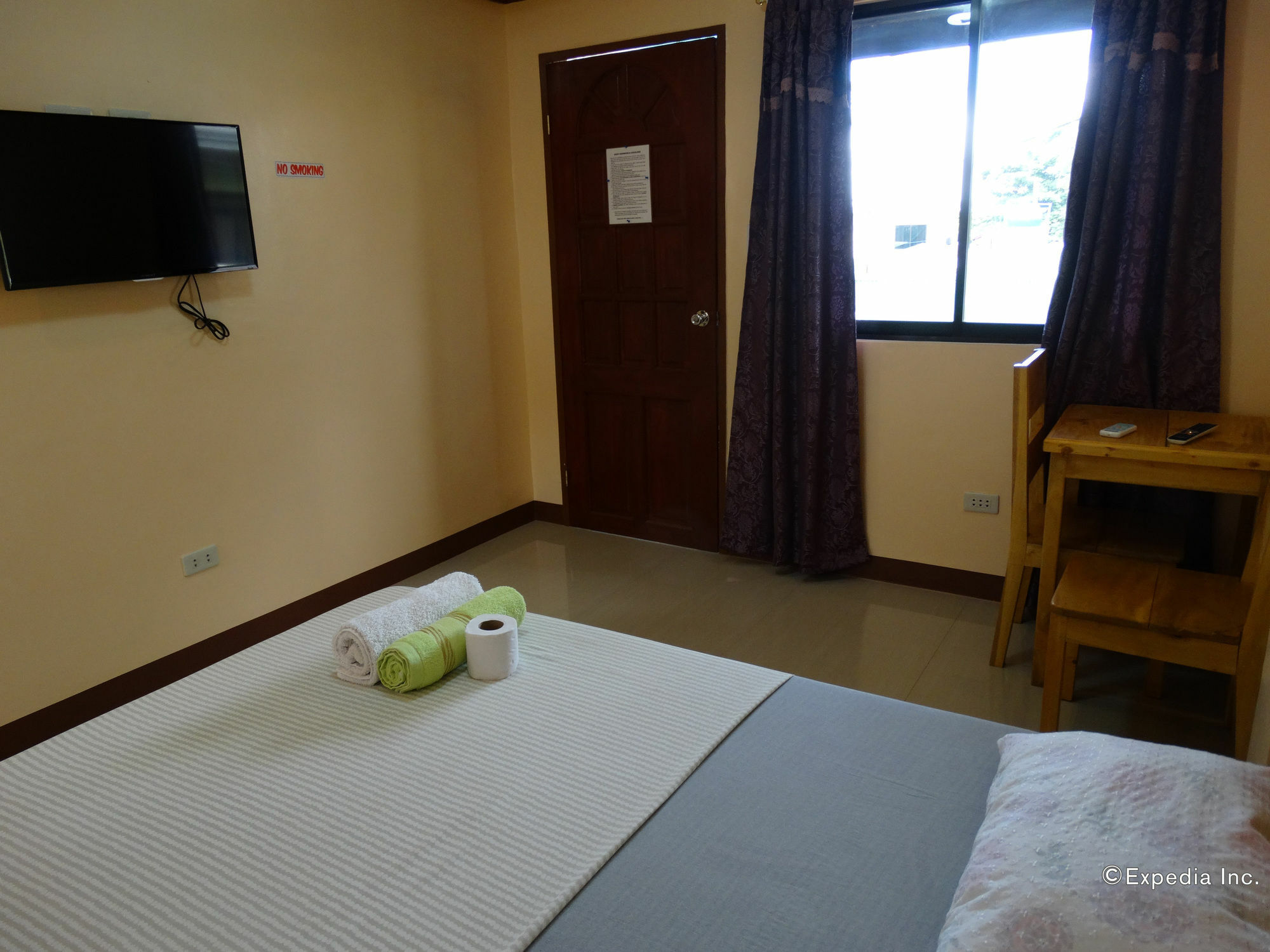 Alona Grove Tourist Inn Tawala  Exterior foto